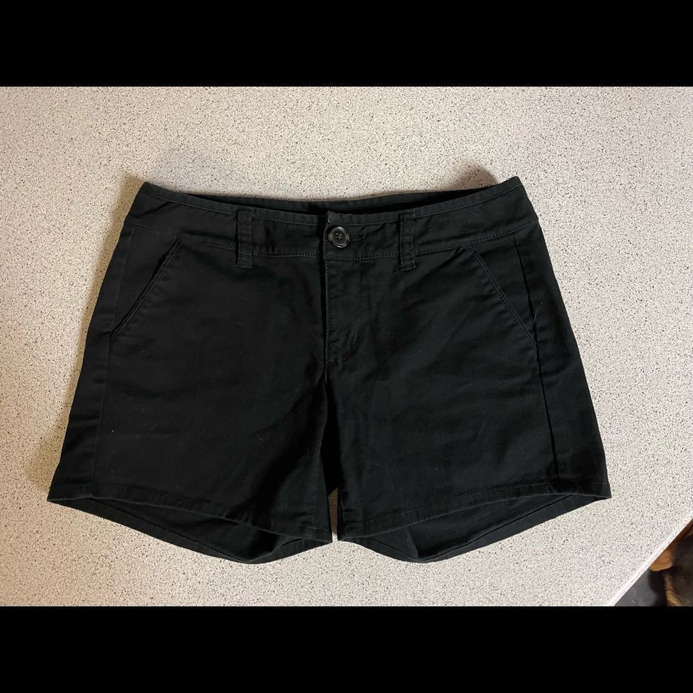 AEO American Eagle Outfitters midi stretch shorts